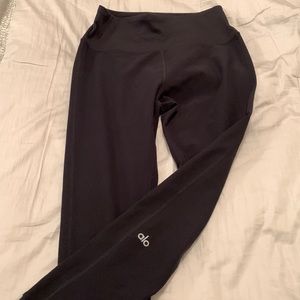 Black Alo Yoga Leggings